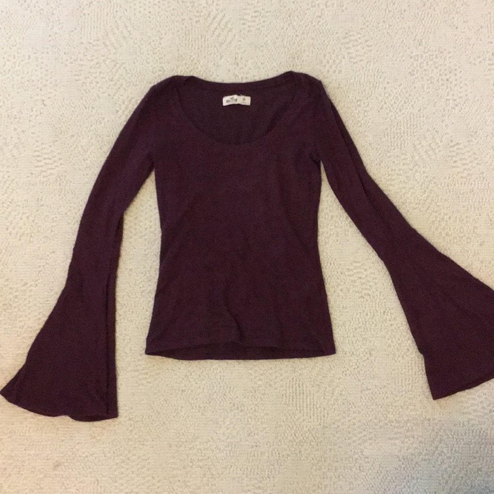 Hollister bell sleeve light sweater